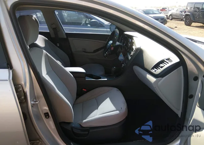 KNAGM4A70D5417341: 43953761