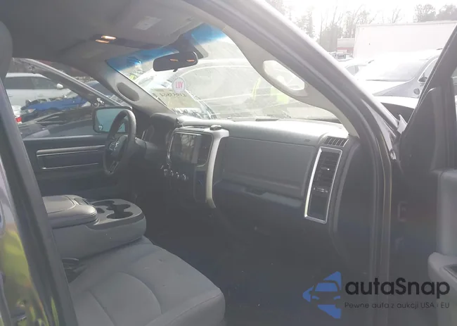 1C6RR6TT8LS103060: 43953864