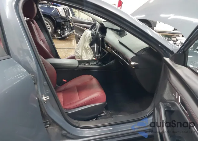 3MZBPBCM2PM364374: 43953957