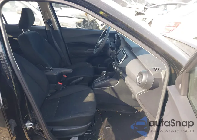 3N1CP5BV8RL521422: 43954102