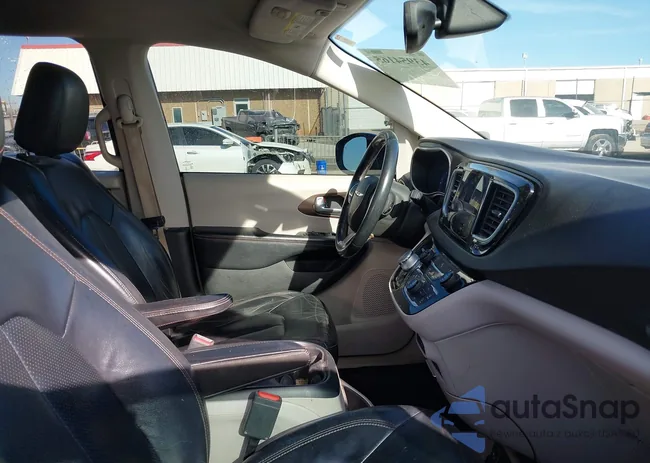 2C4RC1EG0HR821675: 43954165