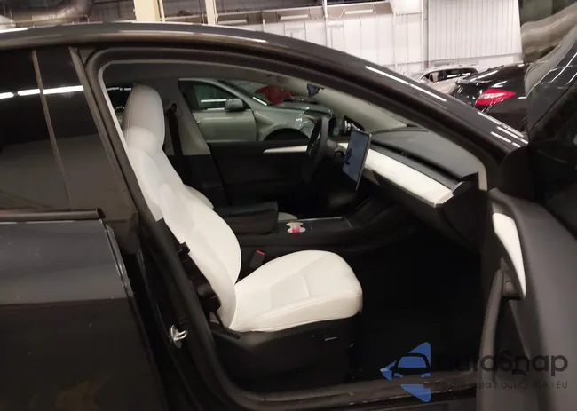 7SAYGDEE5RF026346: 43953446