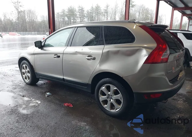 YV4902DZ6C2297826: 43953625