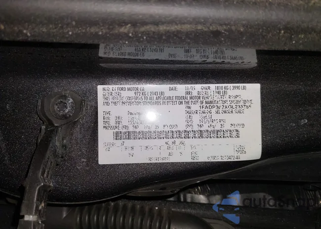 1FADP3E2XGL235755: 43955024