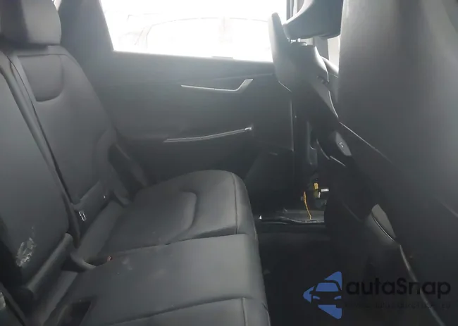 KNDC3DLC5R5198575: 43955042