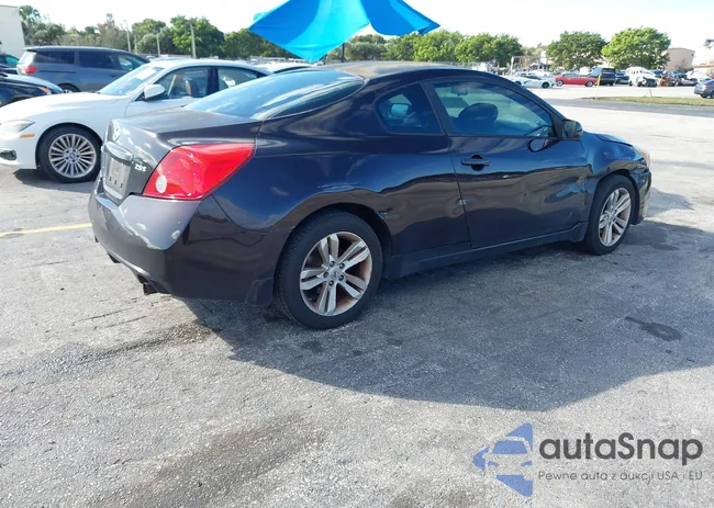 1N4AL2EP5BC117271: 43955192