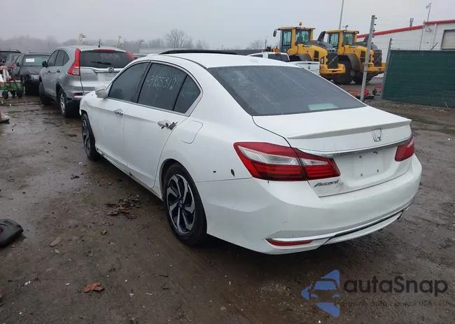 1HGCR2F84HA127384: 43955312