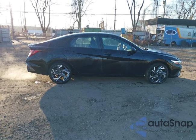 KMHLM4DG1SU054401: 43954384