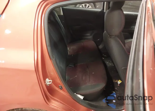 ML32A5HJ2KH002095: 43955811