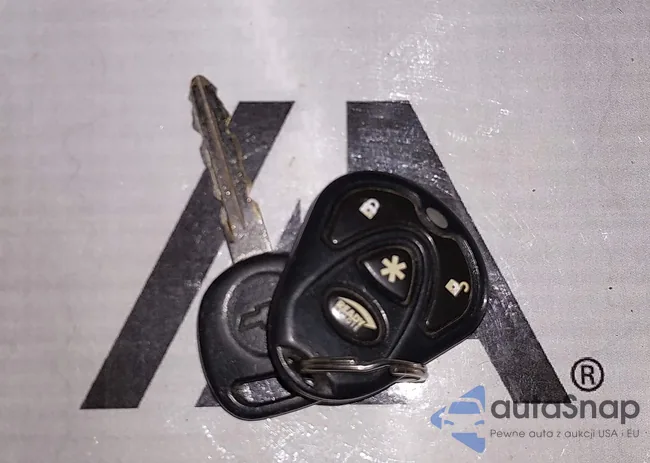 1GNDT33S192128070: 43955851