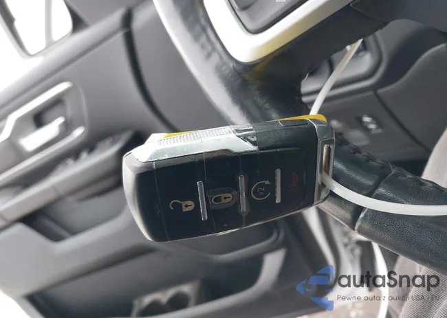 1C6SRFFTXMN531211: 43955857