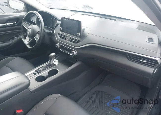 1N4BL4DV6KC180153: 43955923