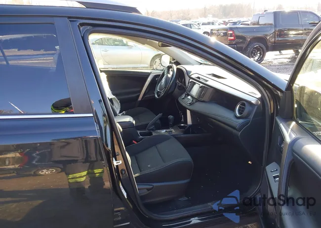 JTMRJREV3JD203410: 43956024