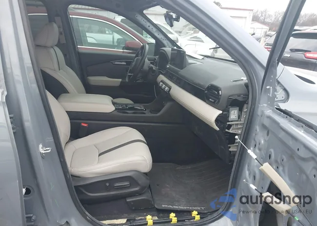 5FNYF9H34TB008807: 43956083