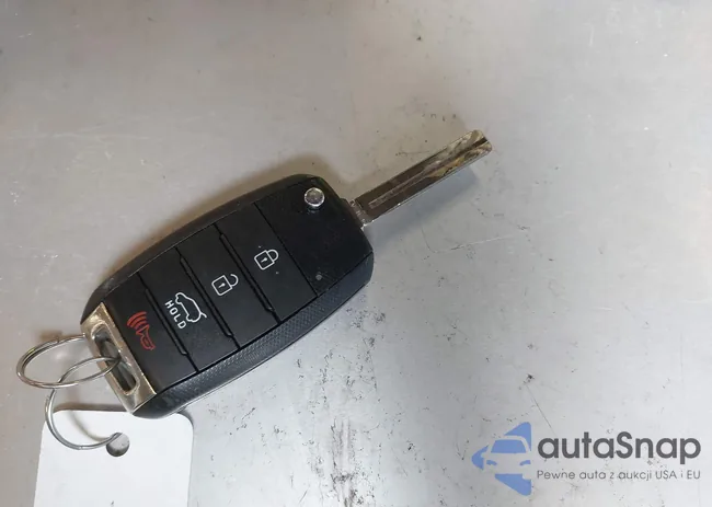 KNDJN2A24E7058936: 43956144