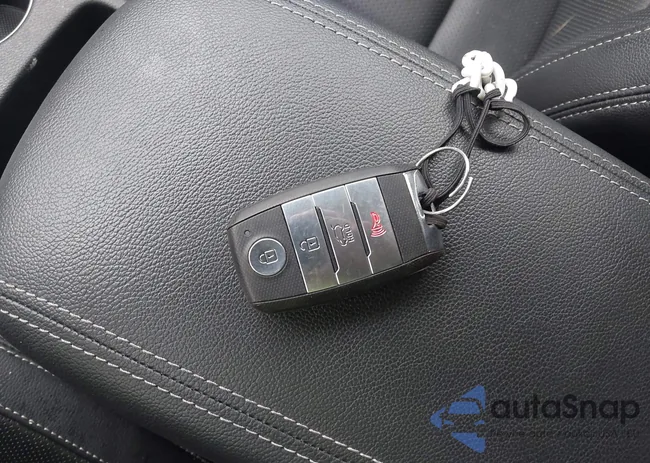 KNDPN3AC9L7799122: 43956150