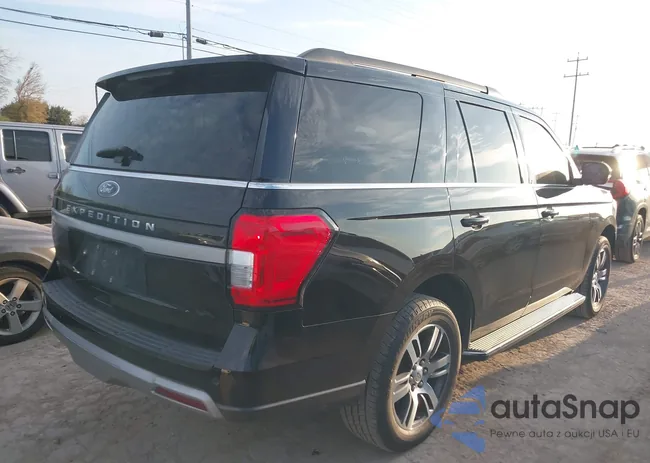 1FMJU1H83PEA63742: 43956187