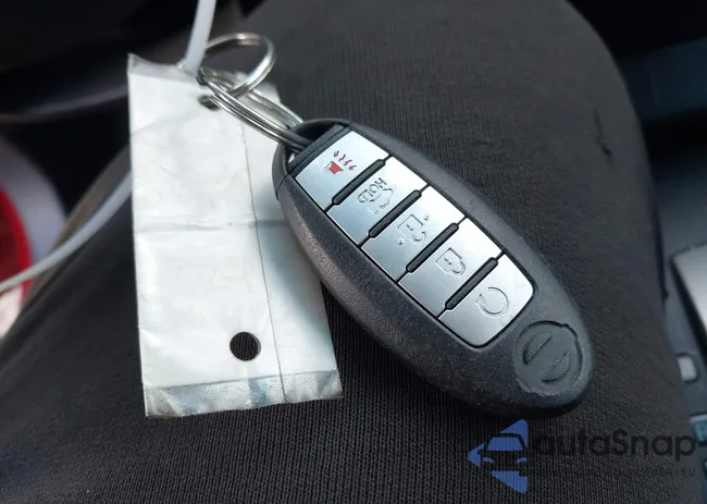 1N4AL3AP5FC574504: 43956259