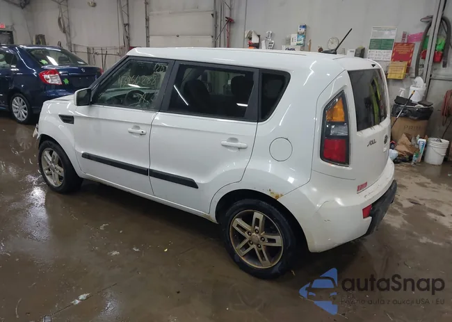 KNDJT2A29B7302128: 43956288