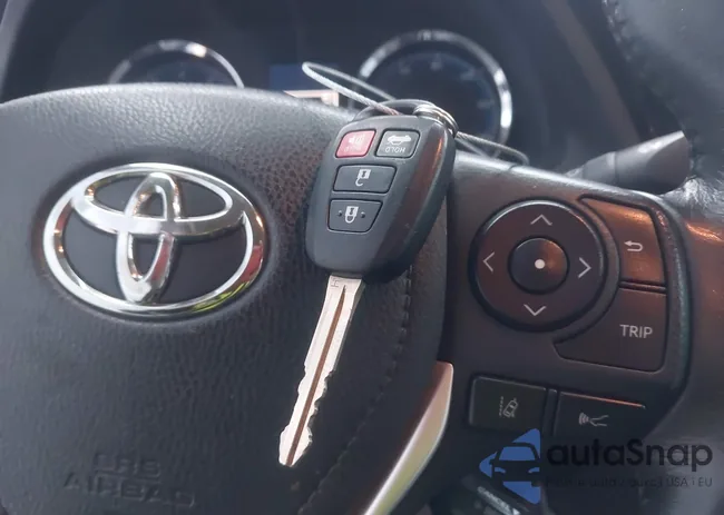 2T1BURHEXKC229392: 43956346