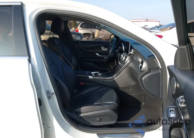 55SWF4JB8GU165837: 43955537