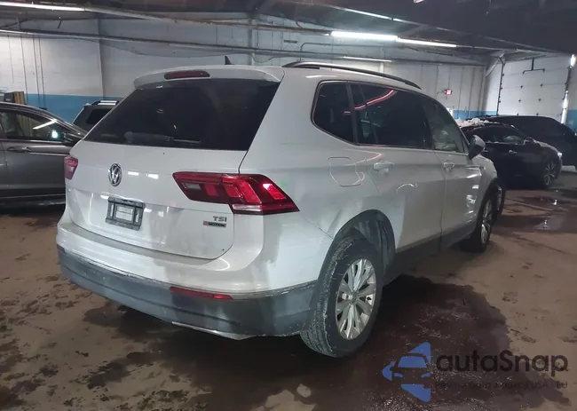 3VV2B7AX8JM133676: 43955704