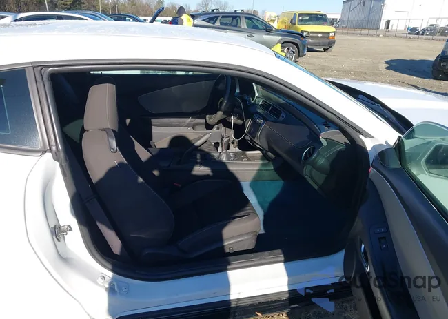 2G1FA1E30F9237403: 43956998