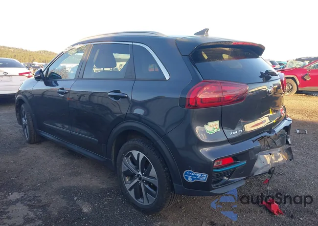 KNDCE3LGXL5055975: 43957043