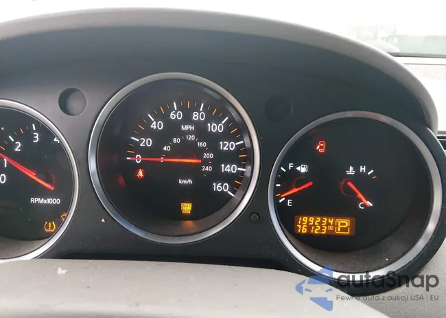 1N4BA41E17C838026: 43957257