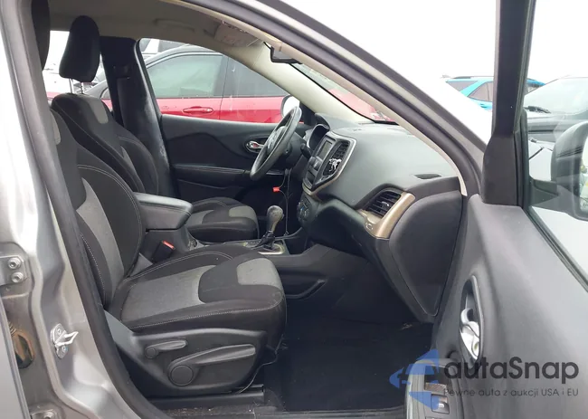 1C4PJLAB7EW123747: 43957292