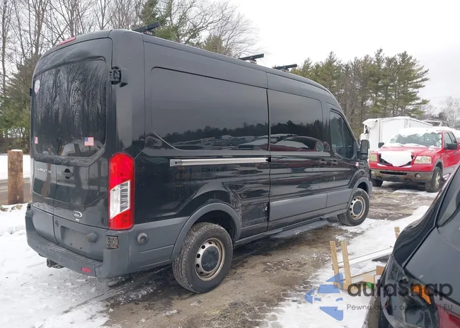 1FTYR2CM5FKA73591: 43957316