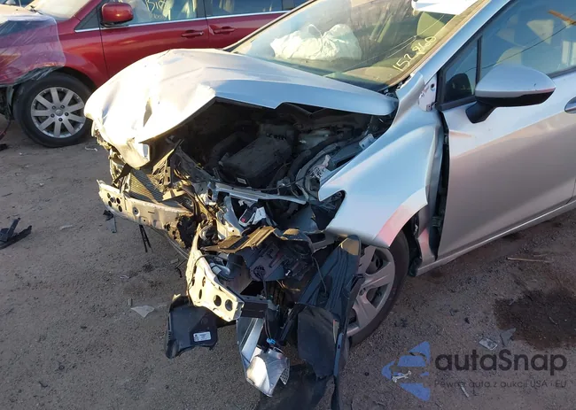 1G1BC5SM9J7152860: 43957333