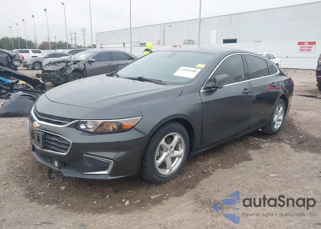 1G1ZB5STXJF175045: 43956580