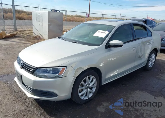 3VWDP7AJ2CM321971: 43956582