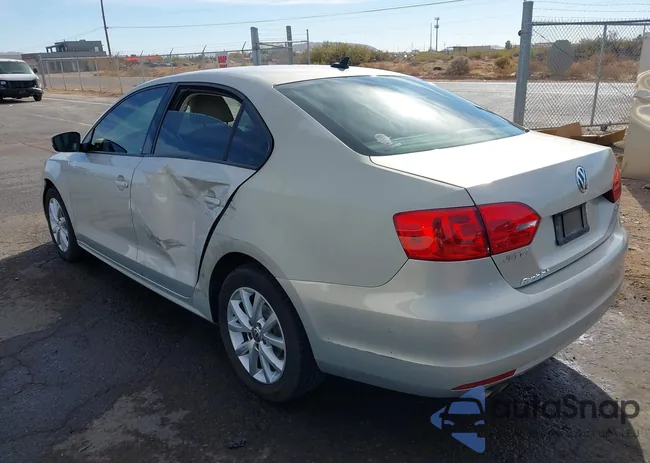 3VWDP7AJ2CM321971: 43956582