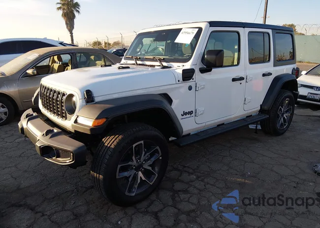 1C4RJXN68SW641391: 43956679