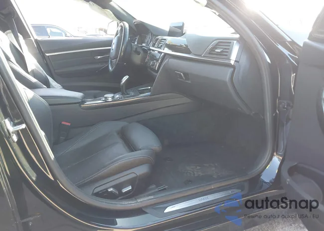 WBA8B3C57HK777228: 43957773