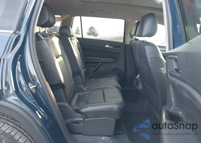 1V2MR2CA5JC558478: 43957779