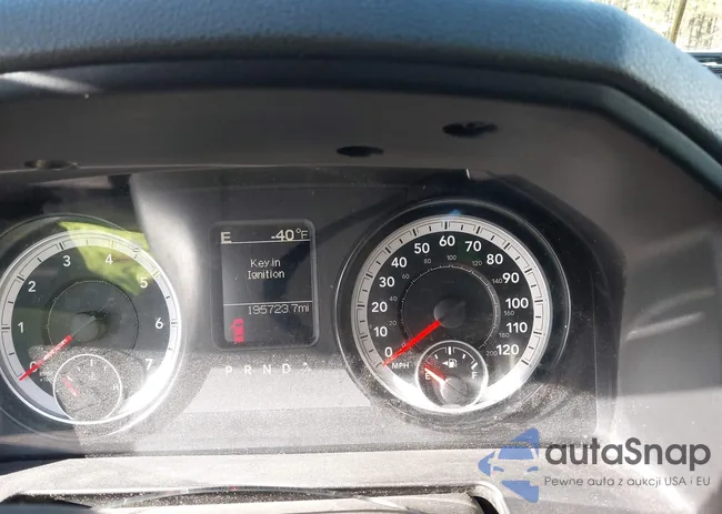 1C6RR6FG9FS645898: 43957824