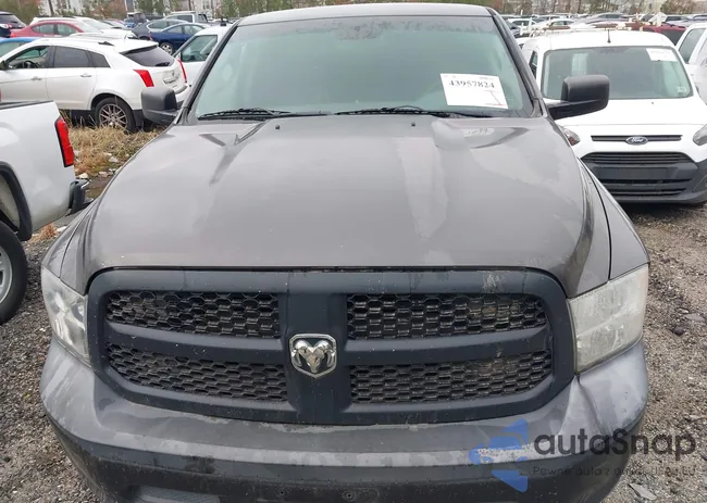 1C6RR6FG9FS645898: 43957824