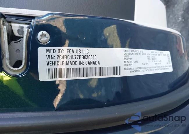 2C4RC1L77PR630840: 43957844