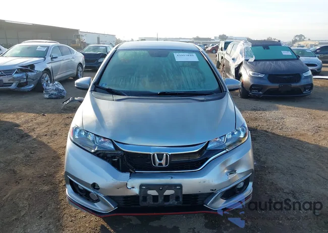 3HGGK5H62KM741301: 43957849