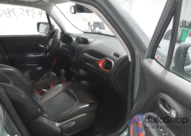 ZACCJBCT7GPC67751: 43957852