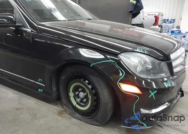 WDDGF4HBXDA790617: 43957865