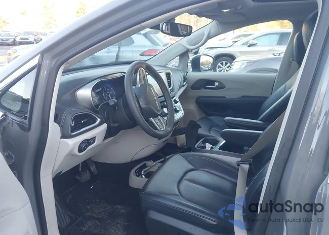 2C4RC3BG5PR570053: 43957953