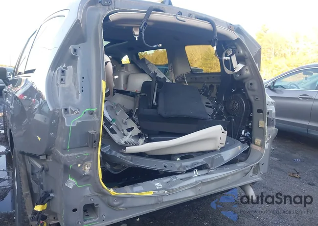 2C4RC3BG5PR570053: 43957953