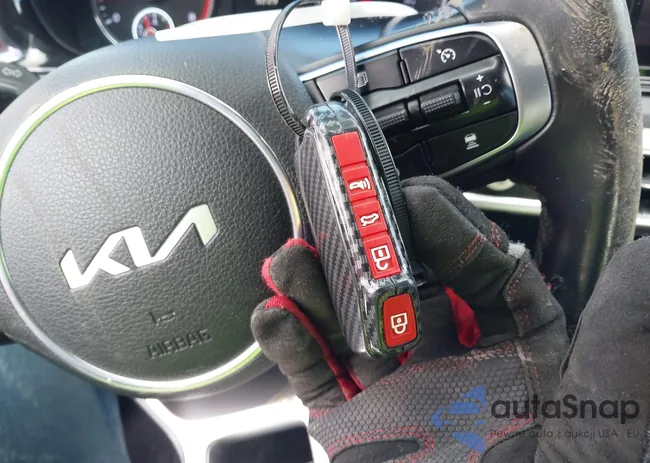 5XXG64J27NG090810: 43958006