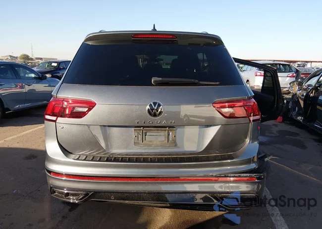 3VVCB7AX9PM134364: 43958071