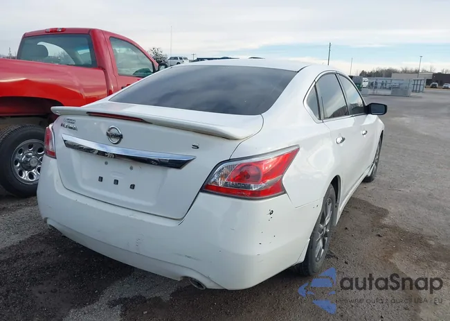 1N4AL3AP5FC252915: 43958086