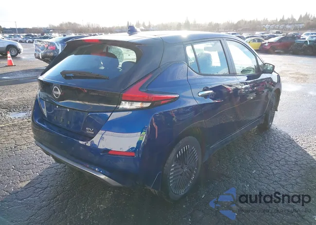 1N4CZ1CV2SC559489: 43958098